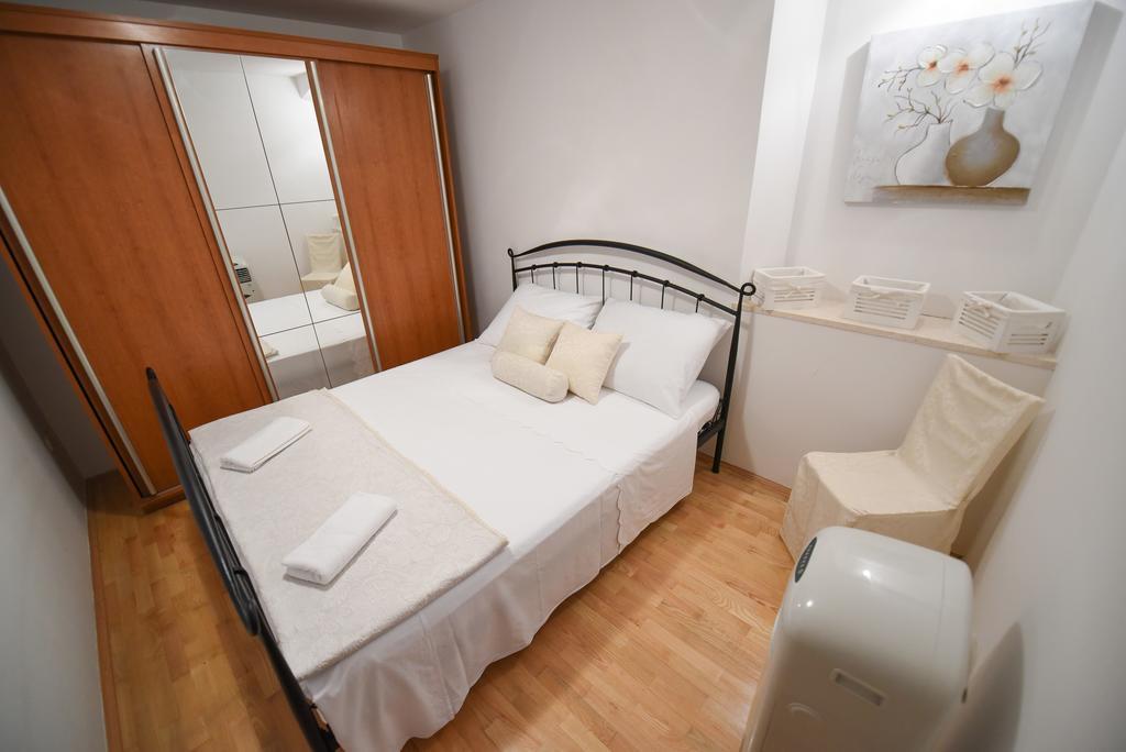 Apartment Duje Спліт Екстер'єр фото